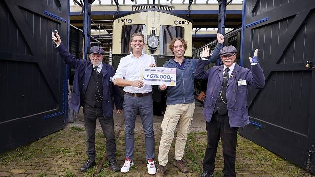 blijde gezichten bij Stoomtrein Goes-Borsele