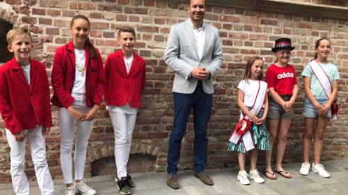 Maaike de Wit (10) nieuwe kinderburgemeester van Goes