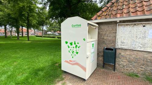 Kledingcontainers Borsele verplaatst