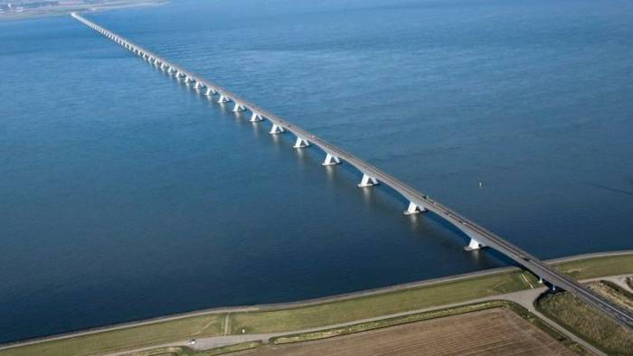 Zeelandbrug afgesloten voor onderhoud in nacht van 1 op 2 november