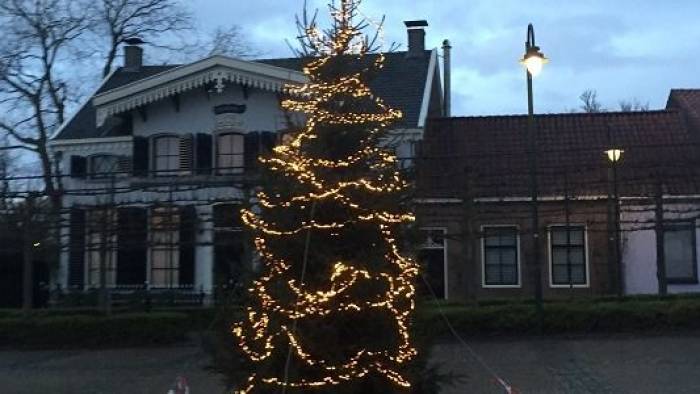 Kerstwensboom in Biezelinge