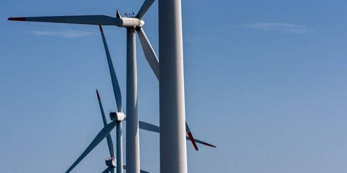 Brabantse actiegroep zet protest tegen windpark Ze-Bra voort en stapt naar rechter