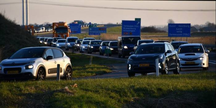 Gewonden bij aanrijding op A256 bij Goes