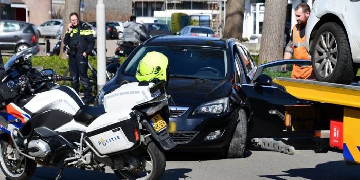 Auto's getakeld na botsing Goes, betrokkenen onderzocht