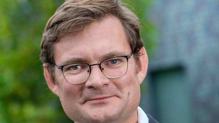 Constantijn Jansen op de Haar (39) nieuwe burgemeester van Kapelle