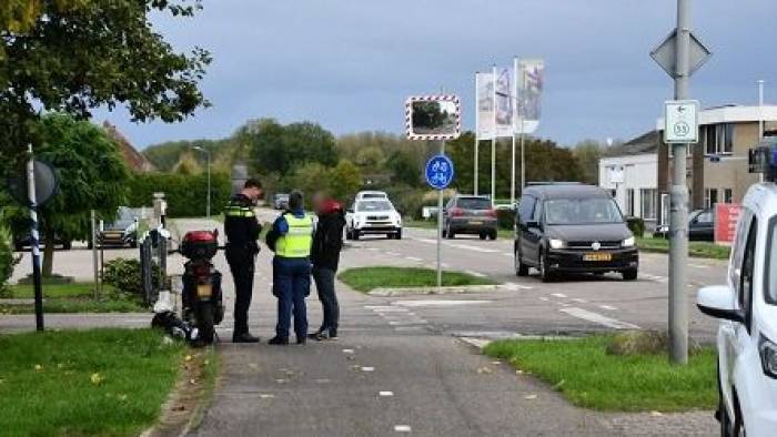 Scooterrijder gewond bij botsing met auto