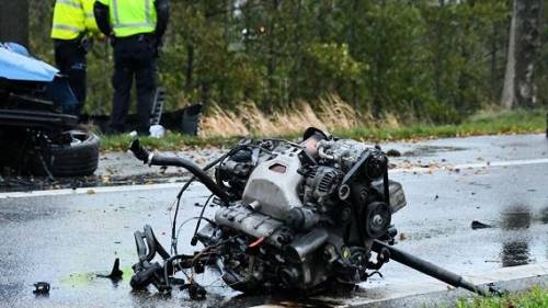 Automobilist komt met schrik vrij bij crash op Deltaweg (A256) Goes