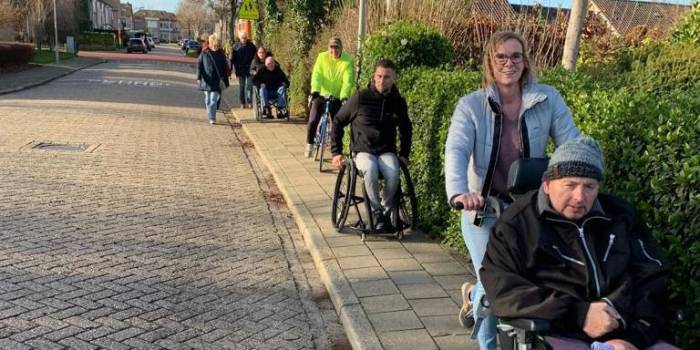 Reimerswaal heeft nu ook rolstoelvriendelijke wandelroutes: primeur voor Zeeland