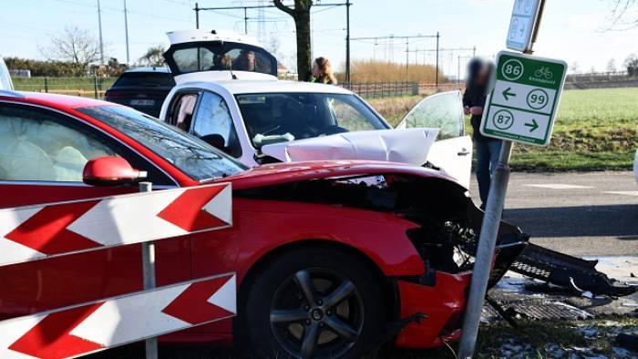 ongeluk op de kruising Stationsweg-Capelleweg