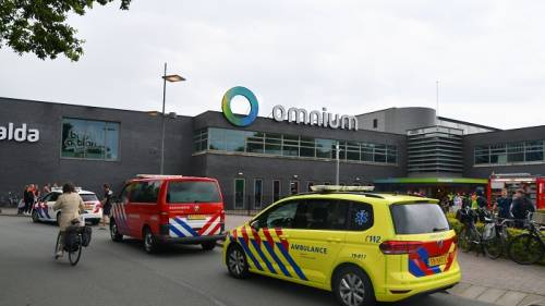 sportcomplex Omnium ontruimd vanwege brandlucht