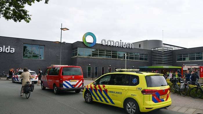 sportcomplex Omnium ontruimd vanwege brandlucht