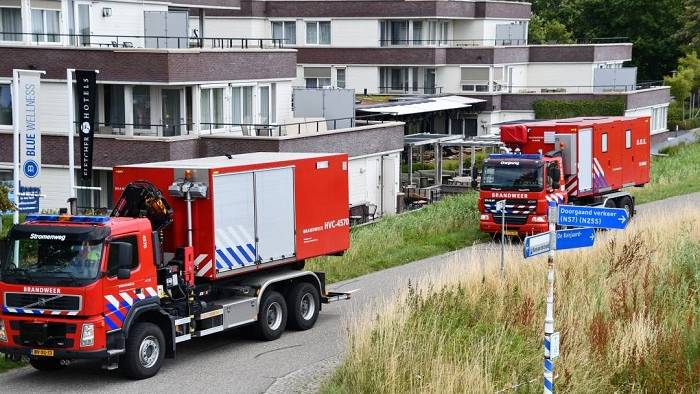 meerdere eenheden van de brandweer zijn ter plaatse