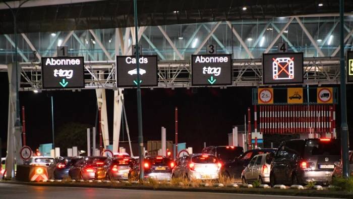 file op het tolplein bij Borssele vanwege een autobrand