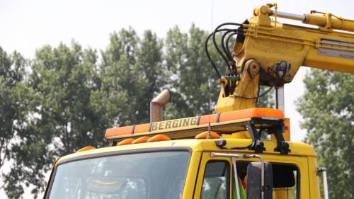 Forse schade bij aanrijding op Zanddijk Kruiningen