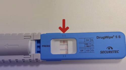 Automobilist test positief op cannabis tijdens controle