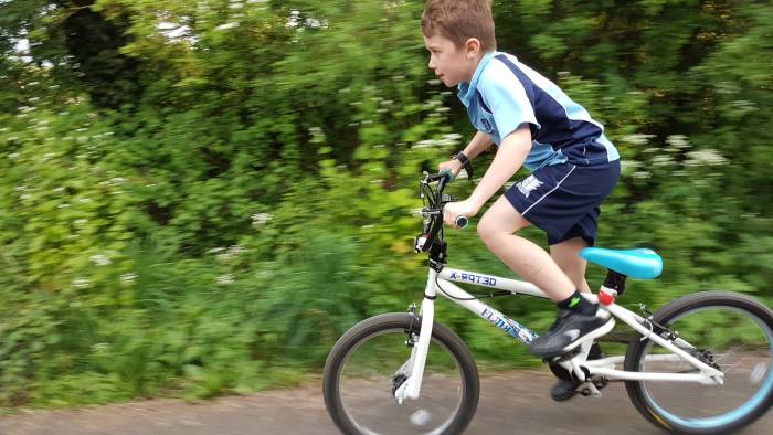Honderden Goese leerlingen stappen op de fiets voor verkeersexamen