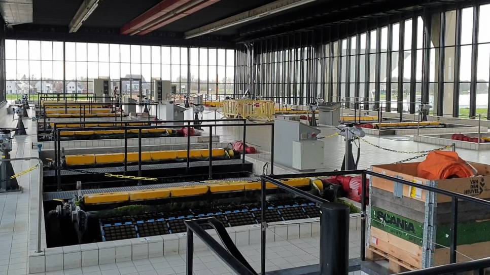 Het Maaswater wordt voorgezuiverd op de Evides-locatie Berenplaat bij Spijkenisse.