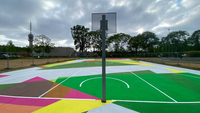 Basketbalveld Goes heeft opvallende nieuwe uitstraling