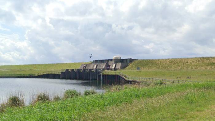 Het Spuikanaal en de Bathse Spuisluis.