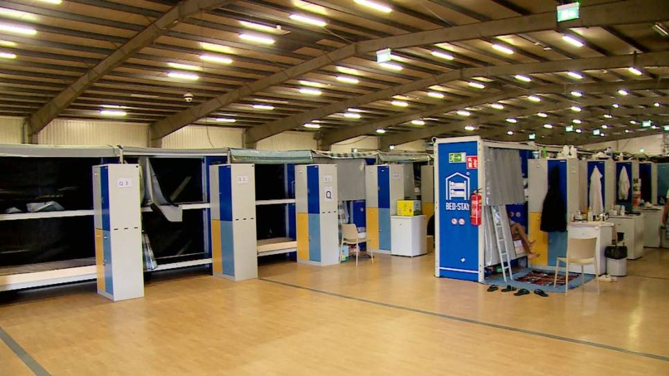 de noodopvang in de Zeelandhallen