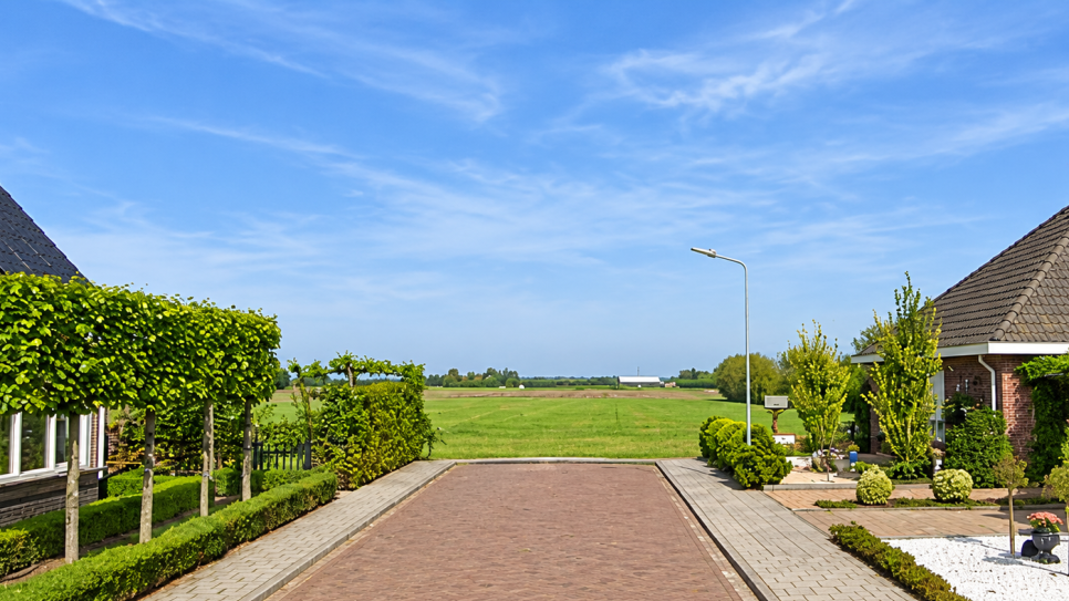 Eén van de plannen voorziet in het doortrekken van de nieuwbouw bij Dorpszicht.