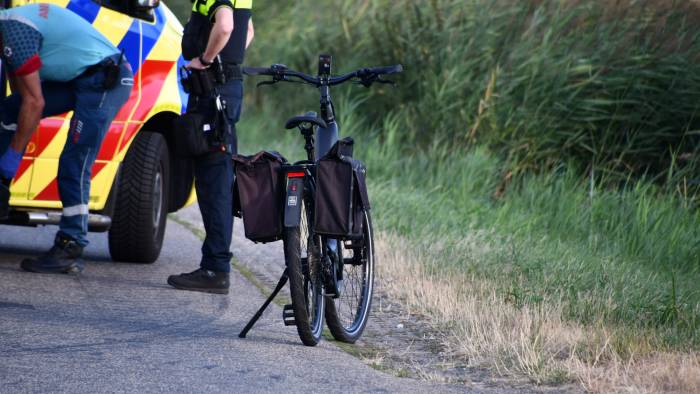 Fietser naar ziekenhuis na valpartij N289 Kruiningen