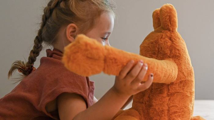 Knuffel 'Mappa' moet kinderen helpen bij gemis van ouder na scheiding