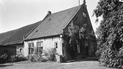 De 17e eeuwse boerderij Klein Monsterhof, buiten Borssele.