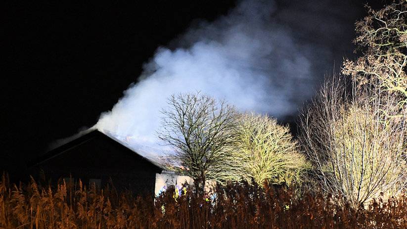 In het leegstaande pand ontstond brand door vuurwerk.