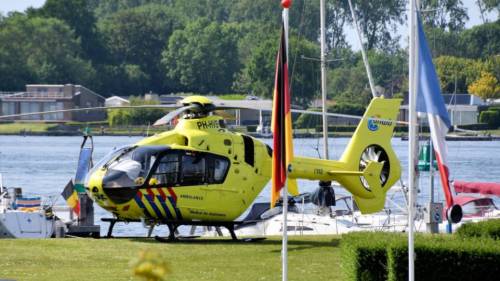 Het slachtoffer is per traumahelikopter vervoerd.