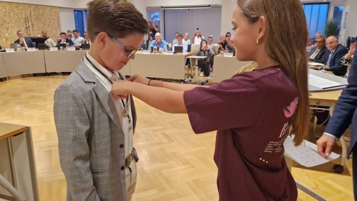 Ralph (10) mag zich nu écht kinderburgemeester noemen