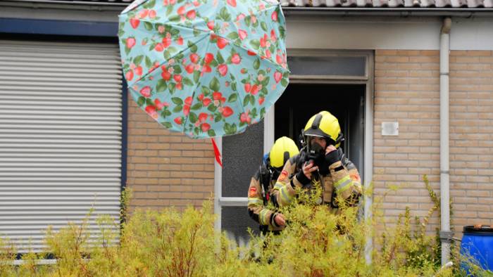 De brand zou zijn ontstaan op de begane grond.