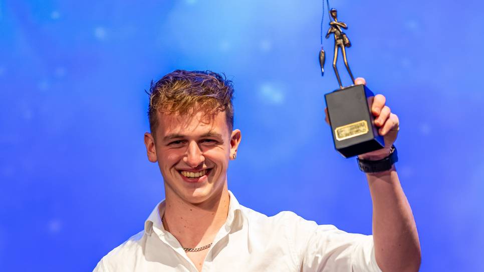 Sportvisser Maarten van Beek is Sportman van het Jaar 2024.