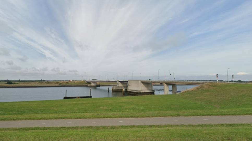 De postbrug, tussen Kapelle en Yerseke.