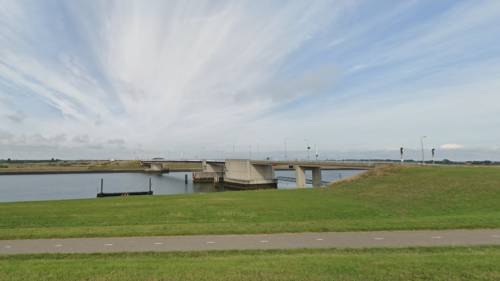 De postbrug, tussen Kapelle en Yerseke.