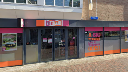 De winkel van Big Bazar aan de Gasthuisstraat in Goes.