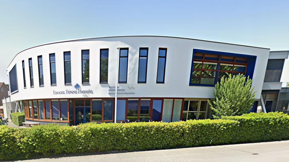 De huidige school aan de Coxstraat in Kapelle.