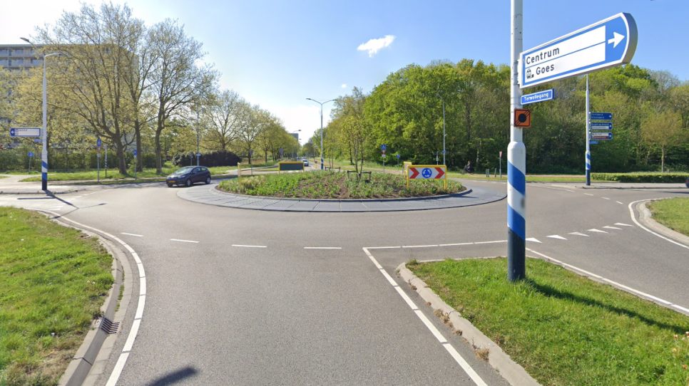 De Poelplein-rotonde