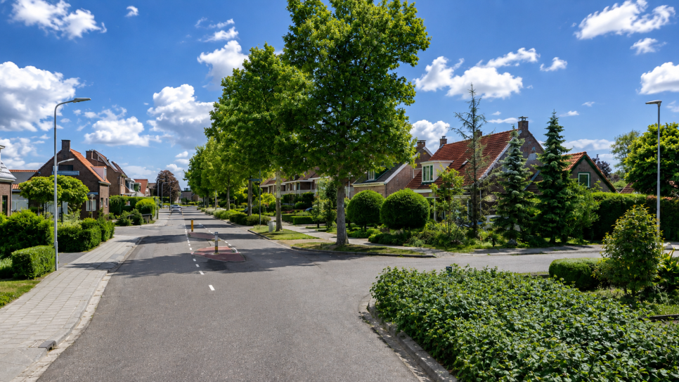 De kruising Blauwhoefseweg en Slagveldstraat.