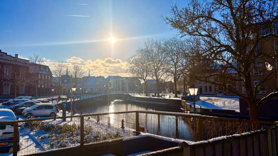 De aanhoudende sneeuw zorgt voor fraaie beelden.