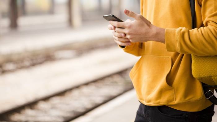 Reizigers krijgen het advies de reisplanner te volgen.