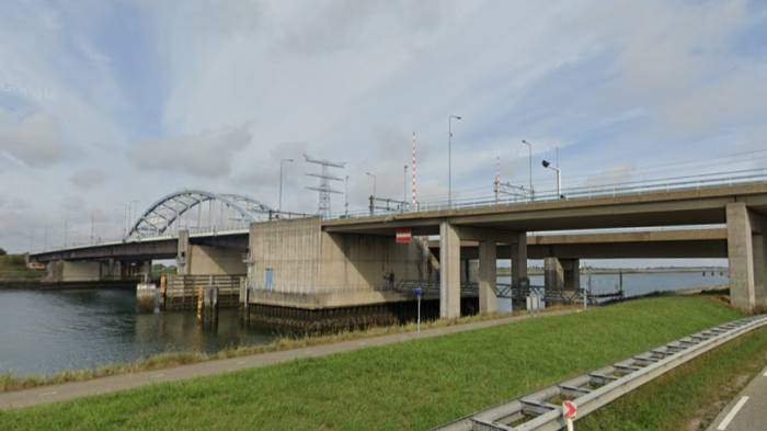 De Vlakebrug is in maart enige tijd afgesloten, vanwege onderhoud.