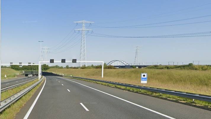 Met een derde tunnelbuis in de Vlaketunnel zal de snelwegafslag bij de Zanddijk waarschijnlijk verdwijnen.