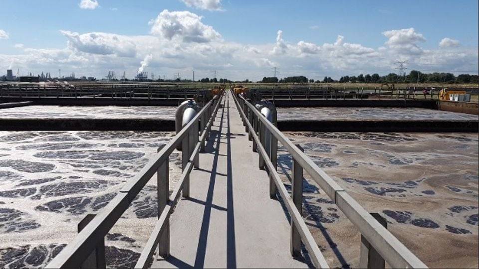 Een waterzuiveringsinstallatie