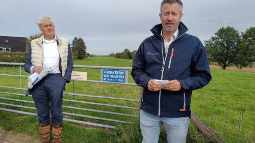 Projectmanager Ron Nouws (rechts) en dagelijks bestuurder Anco Sneep, van Waterschap Brabantse Delta.