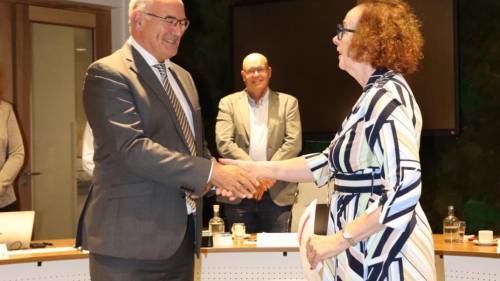 Henny van Kooten geïnstalleerd als wethouder van Noord-Beveland