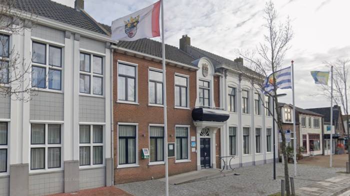 Het gemeentehuis in Wissenkerke.